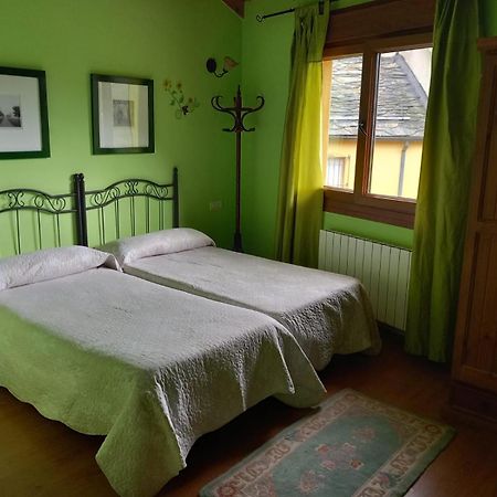 Casa Rural La Fuente Tejedo del Sil Екстер'єр фото