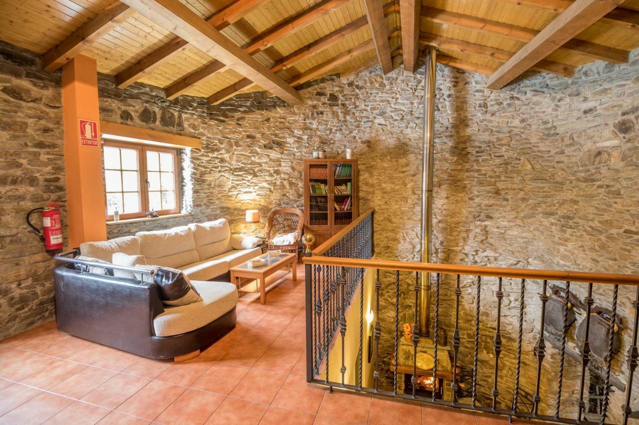 Casa Rural La Fuente Tejedo del Sil Екстер'єр фото