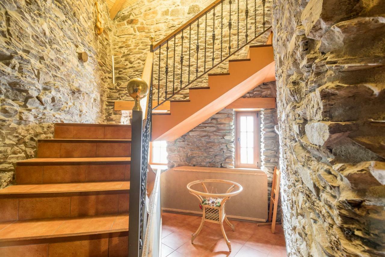 Casa Rural La Fuente Tejedo del Sil Екстер'єр фото
